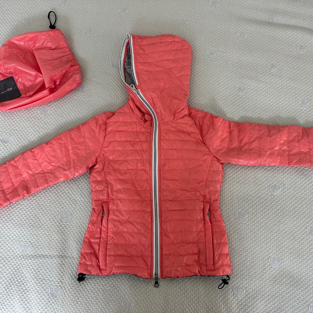 Duvetica Girls Coral Pink Down Hoodie Packable Zip Jacket in Size 6